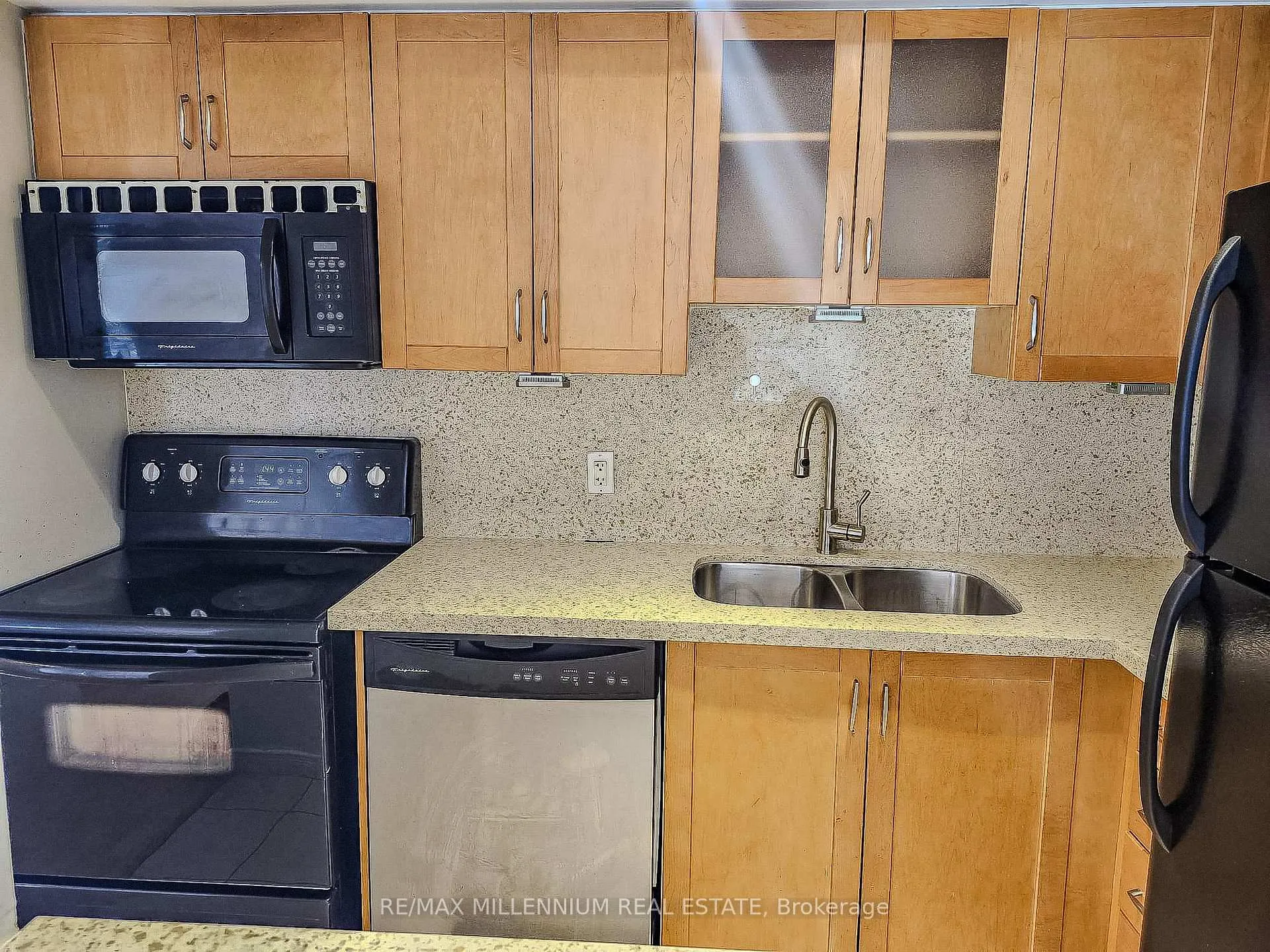 Photo 31 of Unit 837, 46 Western Battery Road, Toronto, Niagara — HOMEH