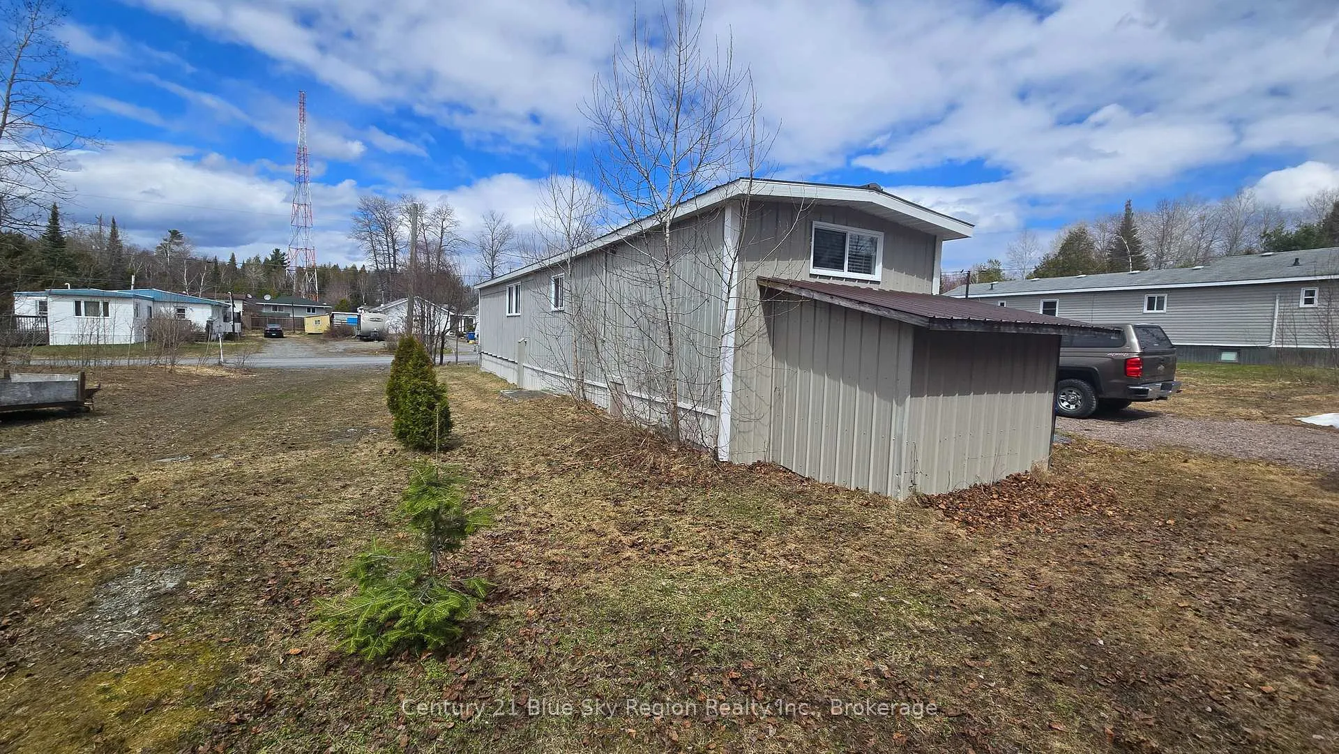 Photo 3 of 5 Hillcrest Drive, Temagami — HOMEH