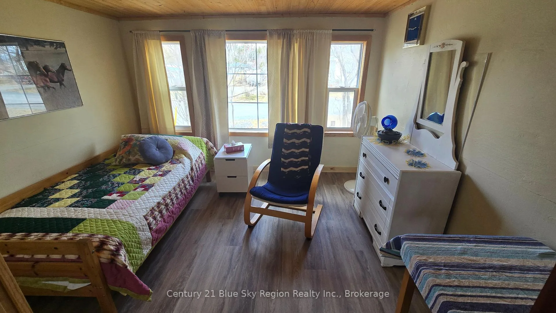 Photo 12 of 5 Hillcrest Drive, Temagami — HOMEH