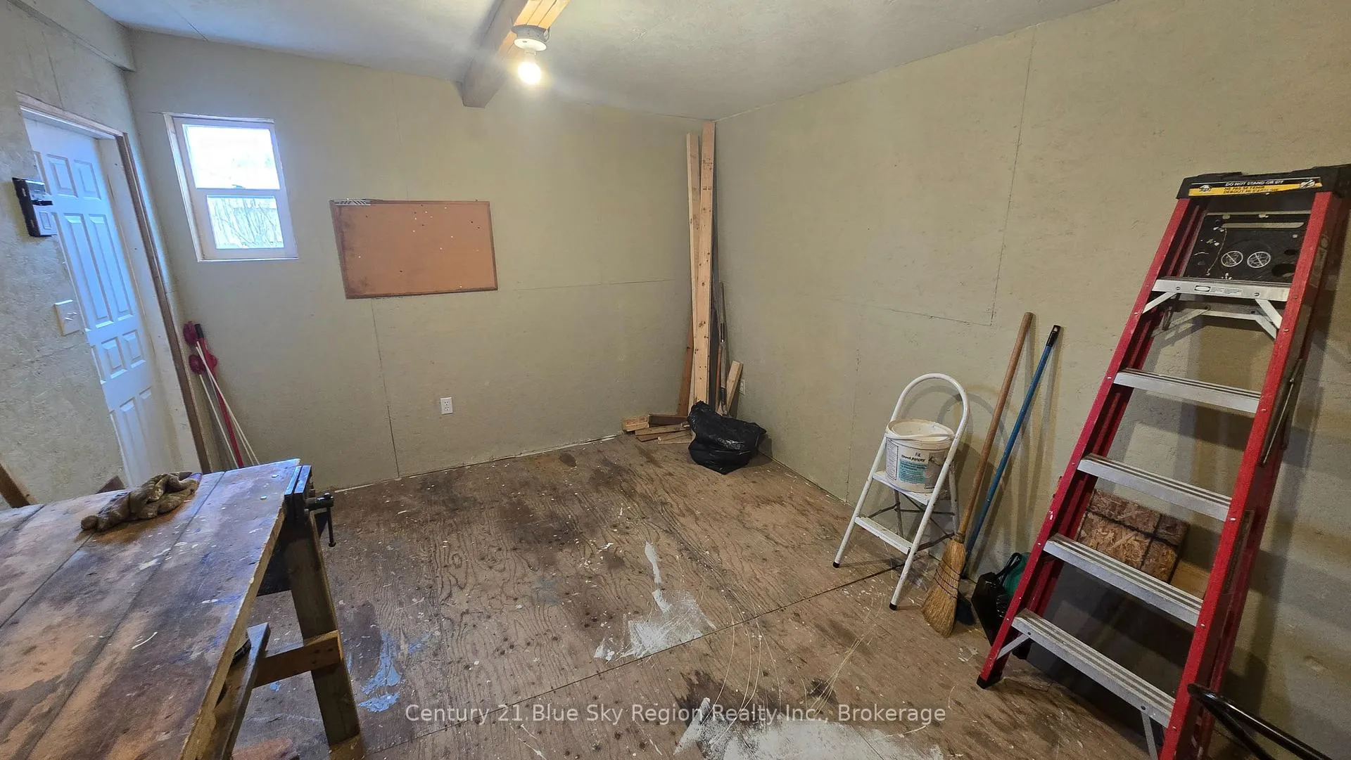 Photo 23 of 5 Hillcrest Drive, Temagami — HOMEH