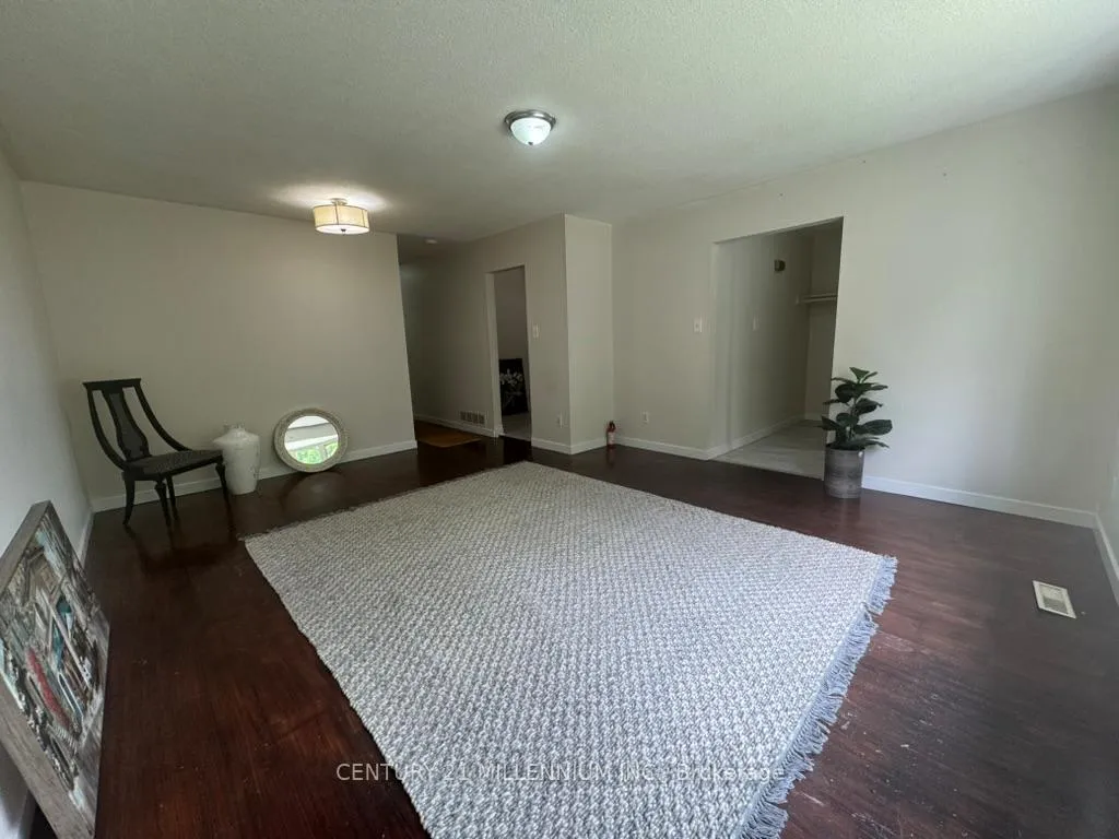 Photo 8 of Unit Upper, 30 Kenilworth Road, Brampton, Madoc — HOMEH