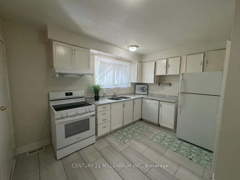 Photo 11 of Unit Upper, 30 Kenilworth Road, Brampton, Madoc — HOMEH