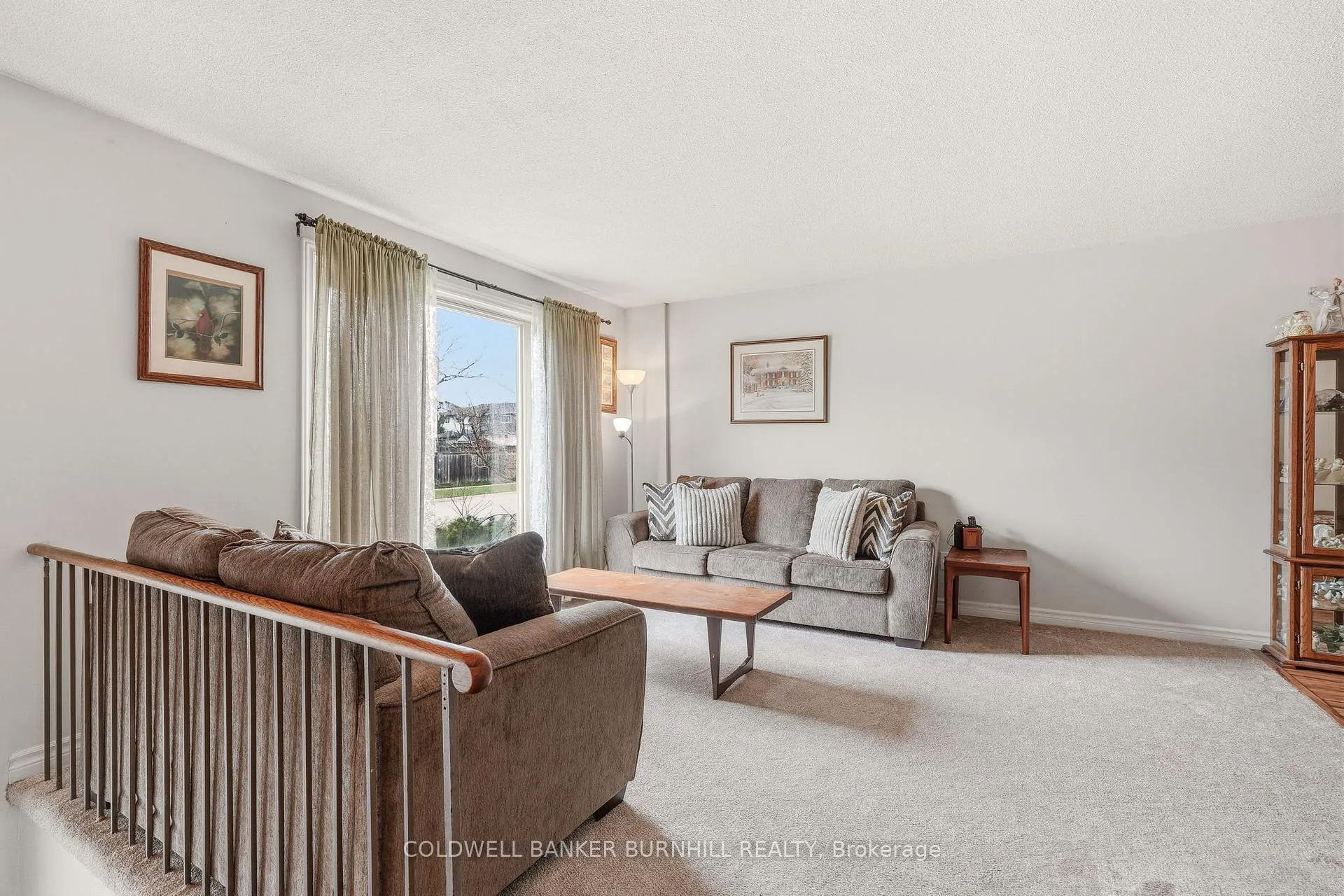 Photo 8 of 2349 Middlesmoor Crescent, Burlington, Brant Hills — HOMEH