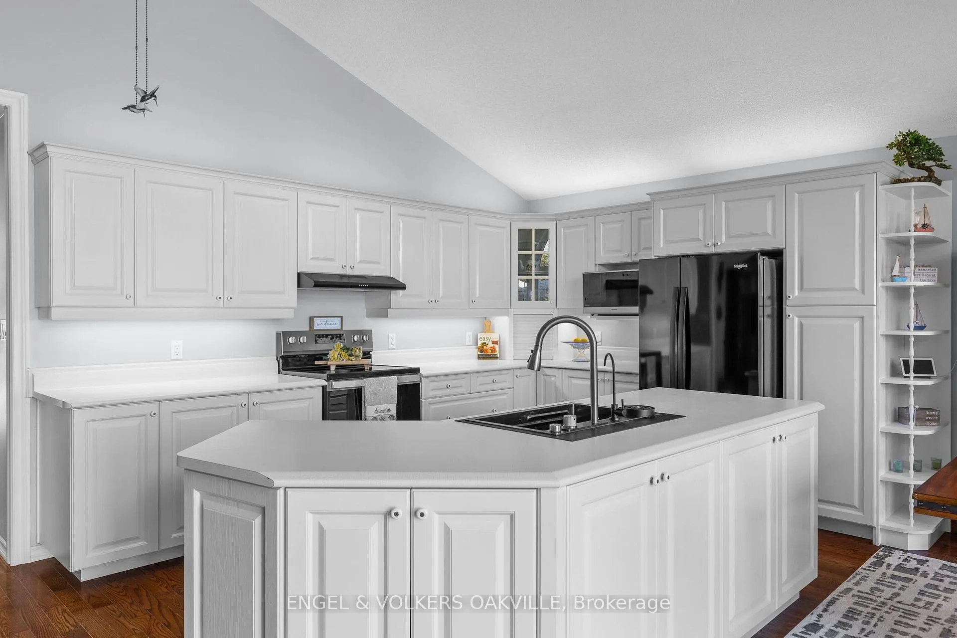 Photo 6 of 216 Robins Point Road, Tay, Victoria Harbour — HOMEH