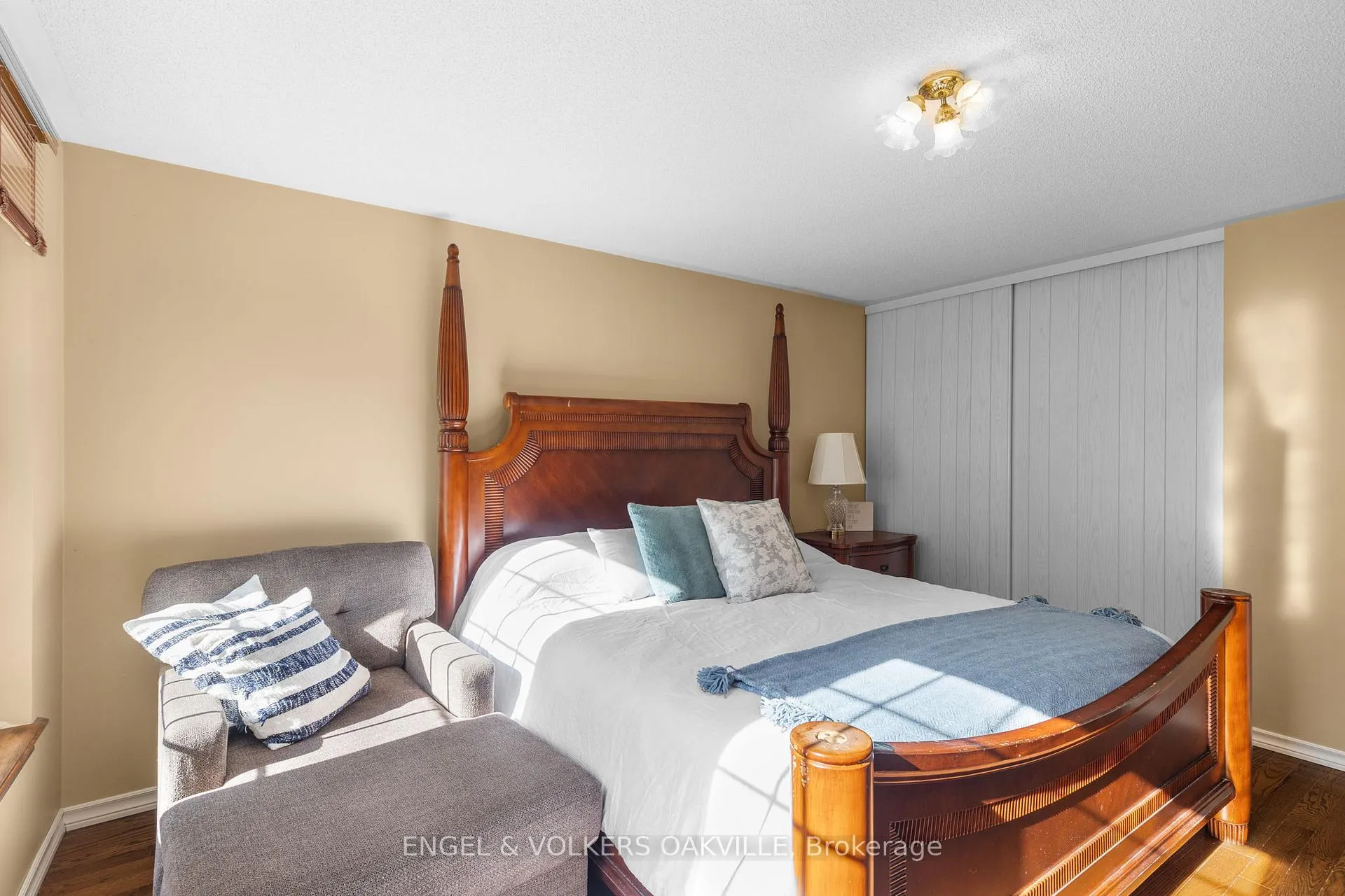 Photo 9 of 216 Robins Point Road, Tay, Victoria Harbour — HOMEH