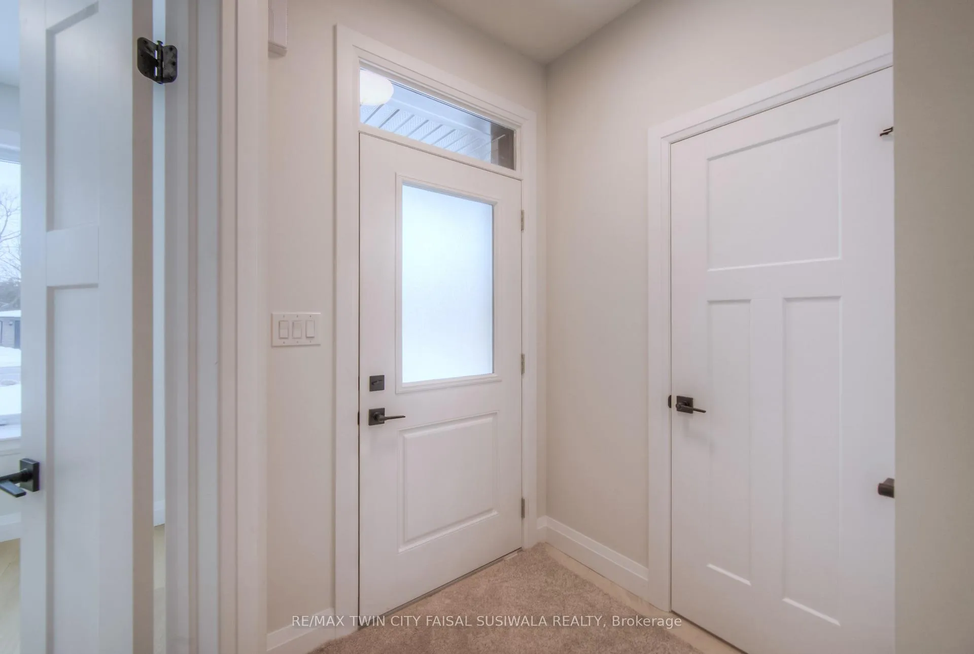 Photo 3 of Unit 2, 264 Blair Road, Cambridge, Blair Road — HOMEH