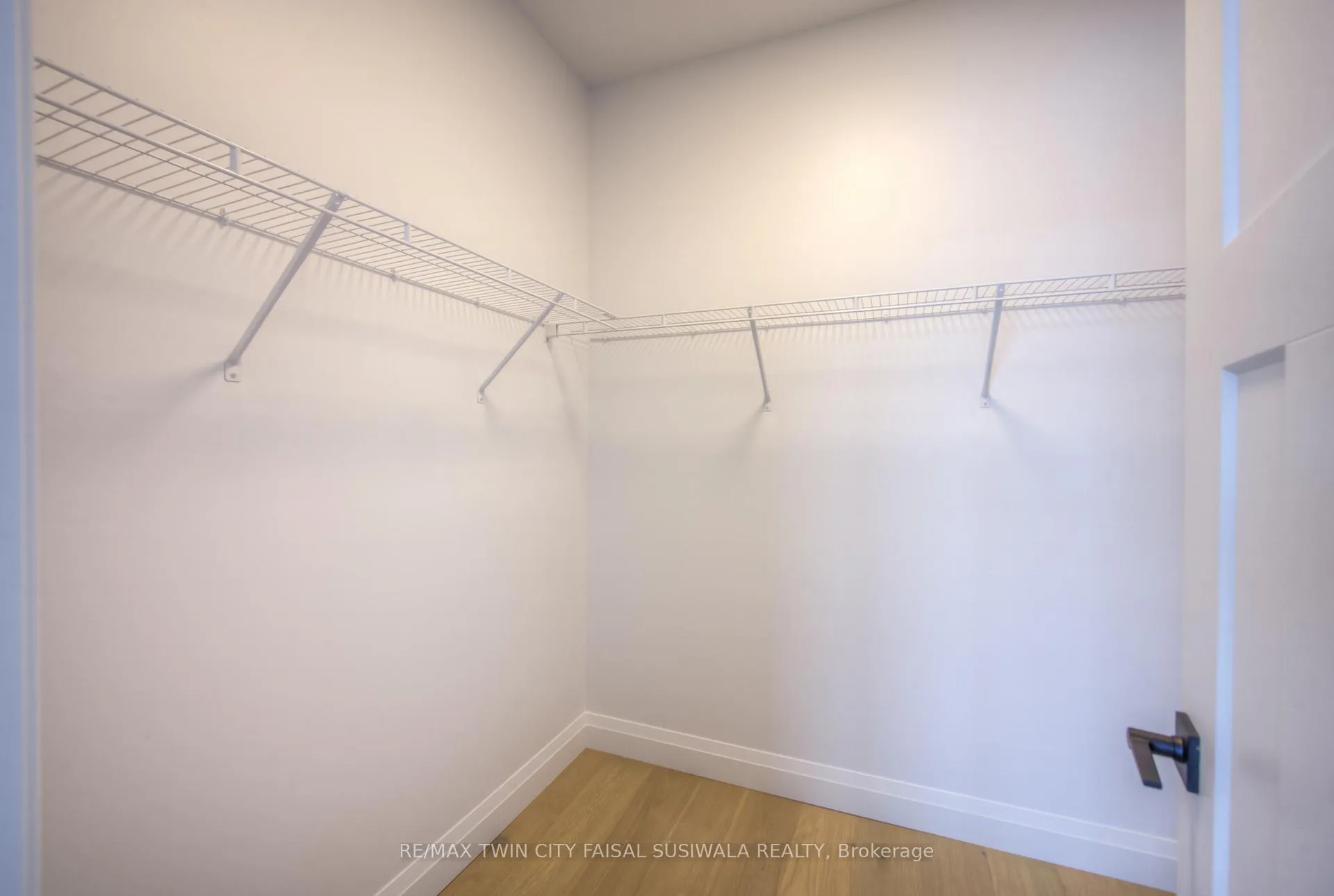 Photo 12 of Unit 2, 264 Blair Road, Cambridge, Blair Road — HOMEH