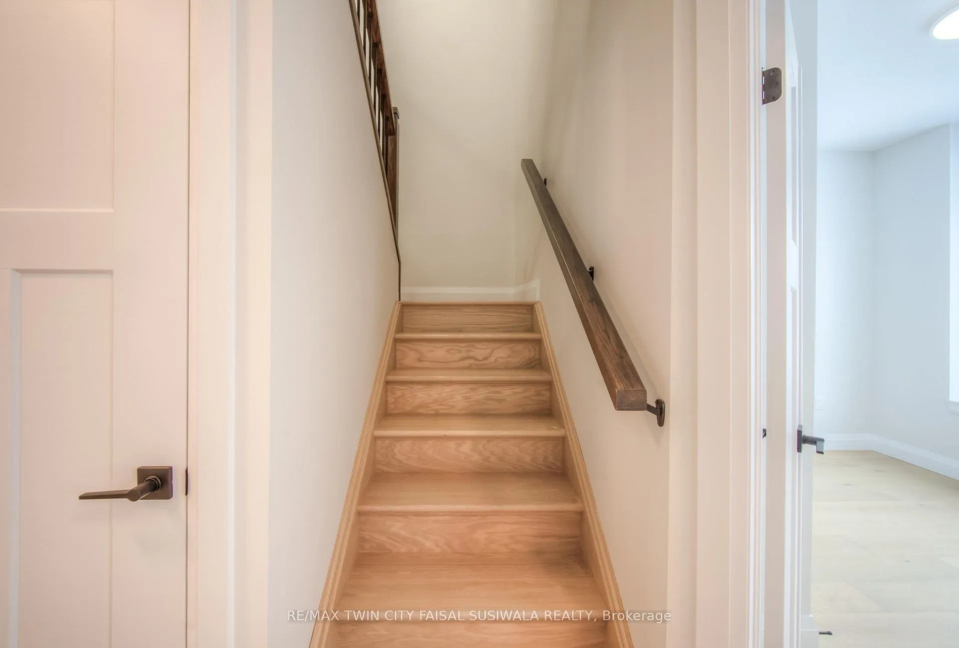 Photo 13 of Unit 2, 264 Blair Road, Cambridge, Blair Road — HOMEH