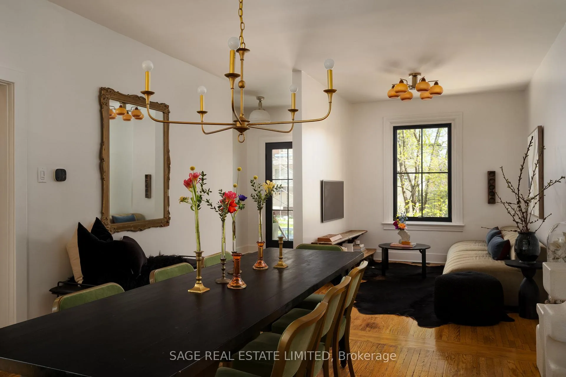 Photo 10 of 12 Via Italia, Toronto, Corso Italia-Davenport — HOMEH
