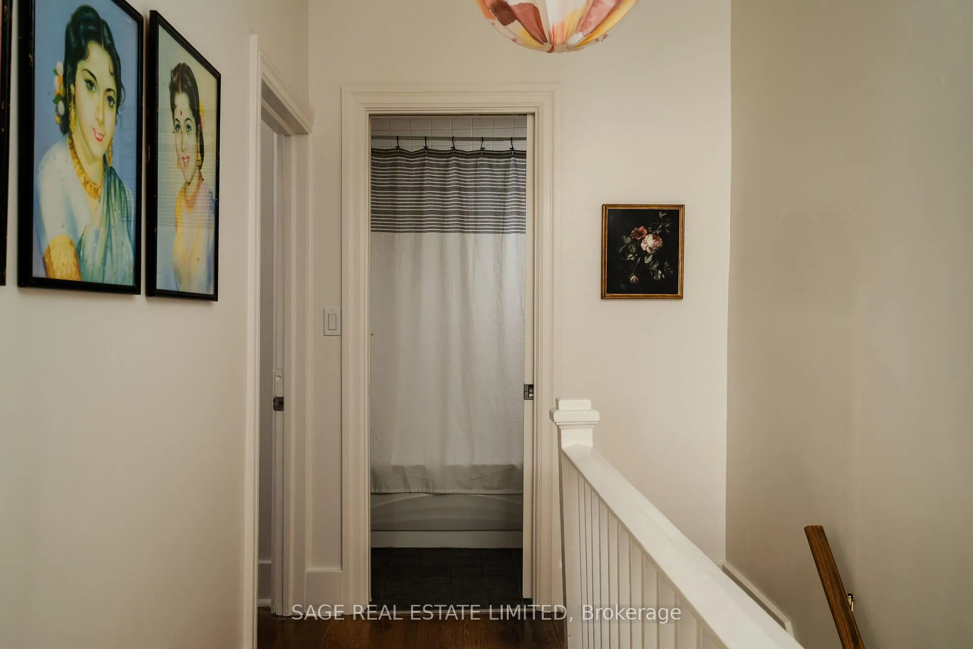 Photo 14 of 12 Via Italia, Toronto, Corso Italia-Davenport — HOMEH