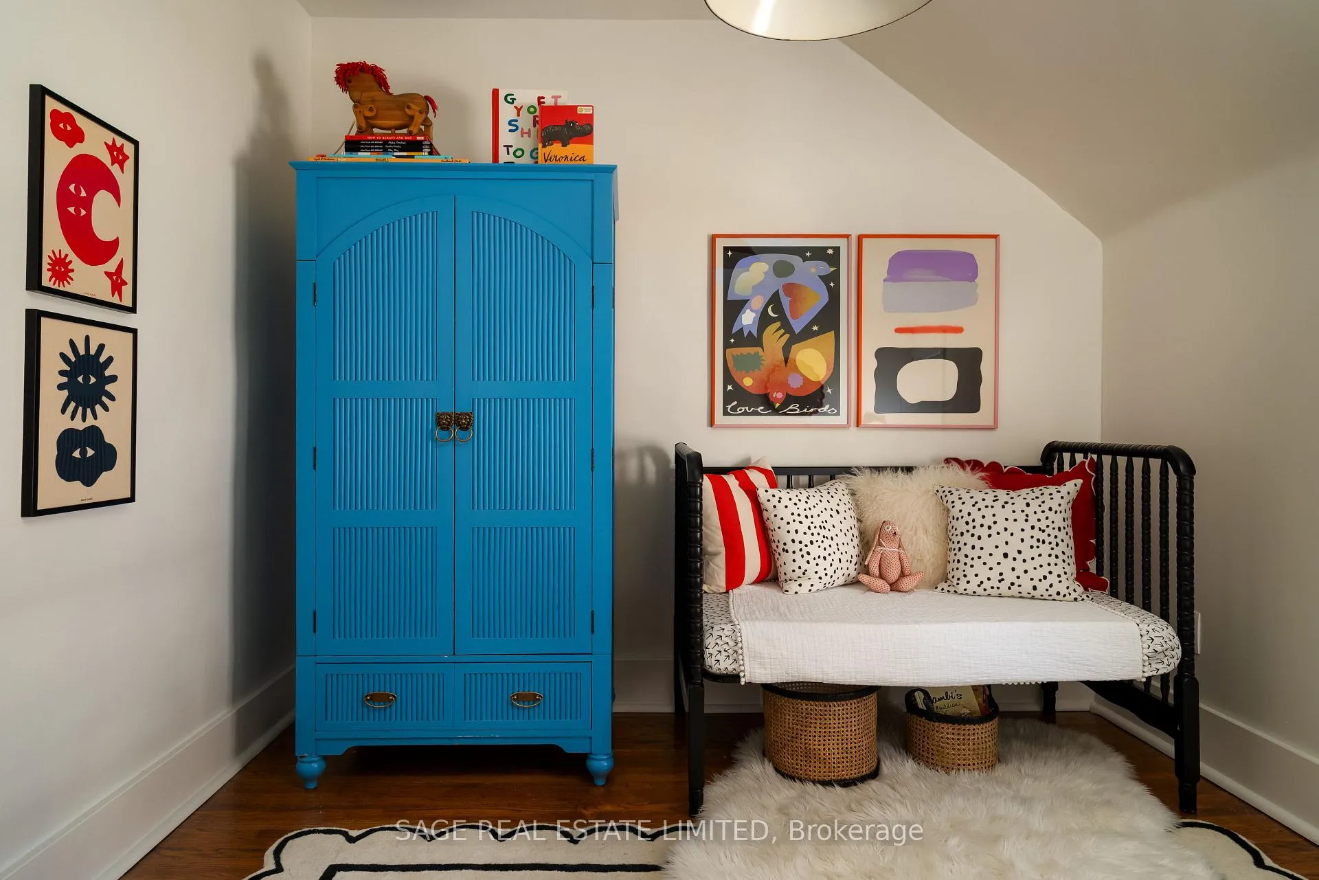 Photo 17 of 12 Via Italia, Toronto, Corso Italia-Davenport — HOMEH