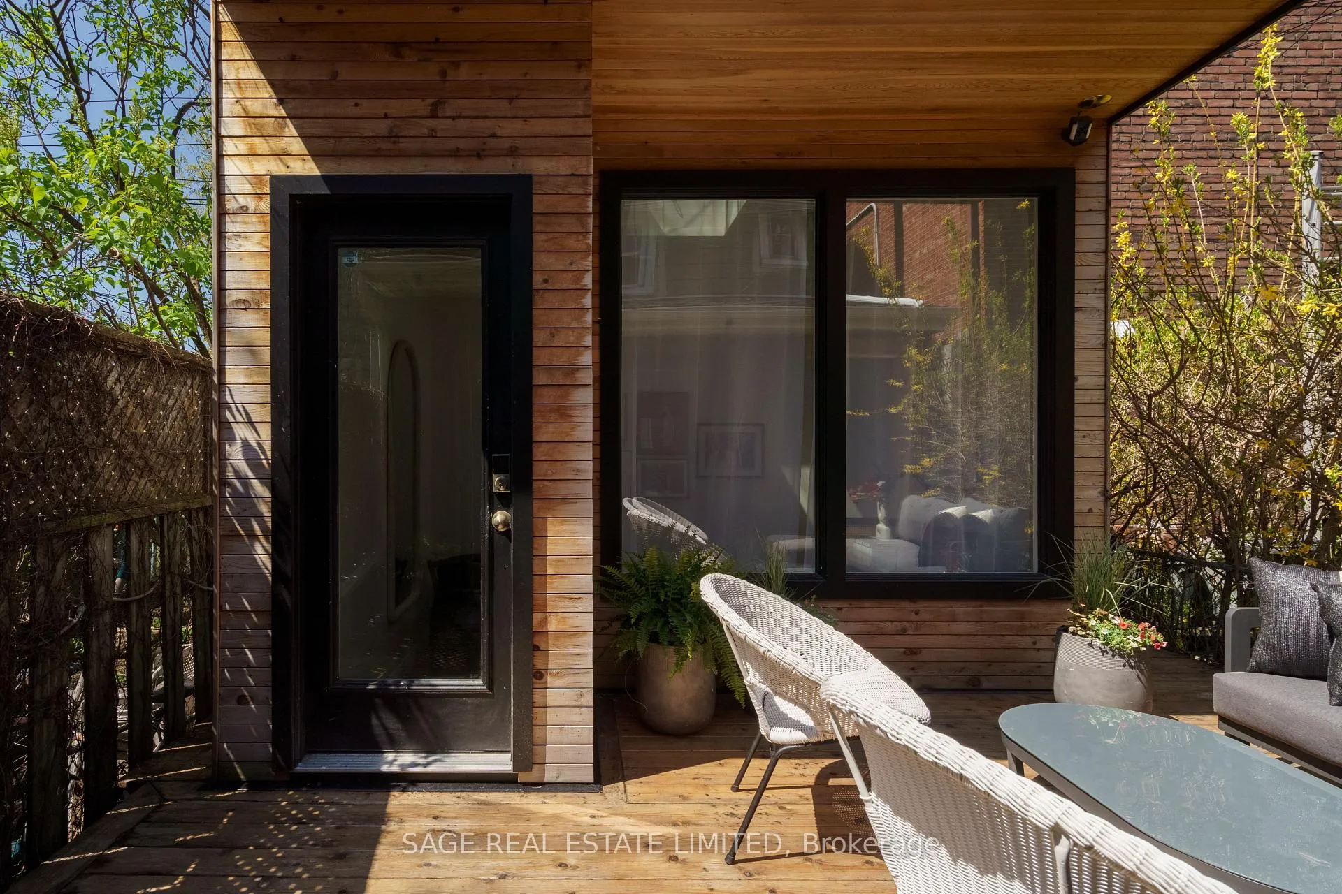 Photo 26 of 12 Via Italia, Toronto, Corso Italia-Davenport — HOMEH
