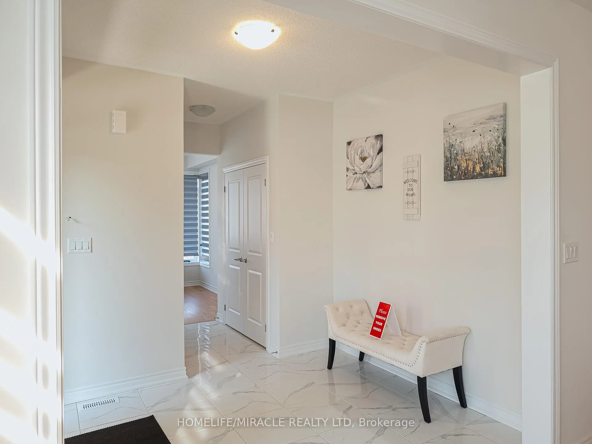Photo 6 of 17 Ludlow Drive, Barrie, Rural Barrie Southeast — HOMEH