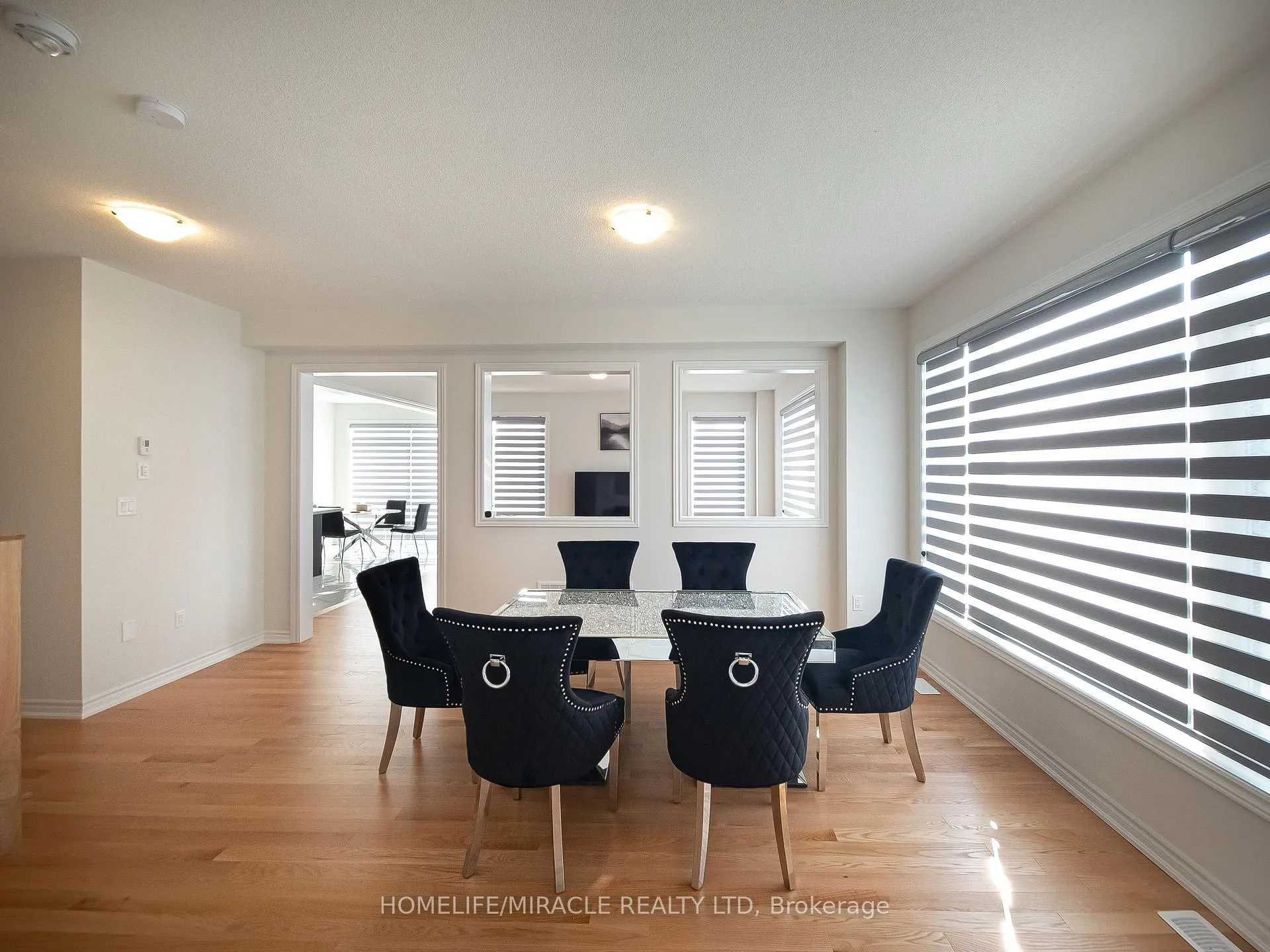 Photo 8 of 17 Ludlow Drive, Barrie, Rural Barrie Southeast — HOMEH