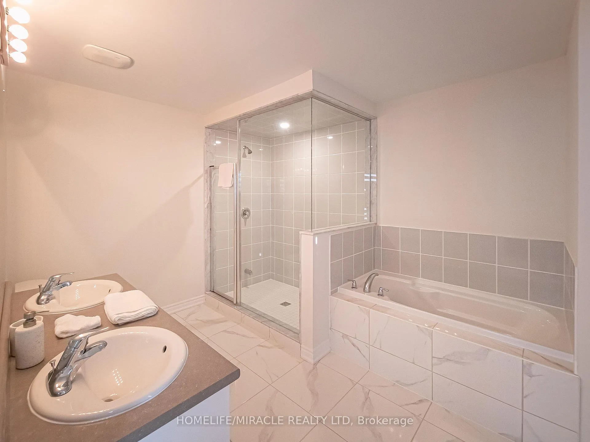 Photo 27 of 17 Ludlow Drive, Barrie, Rural Barrie Southeast — HOMEH