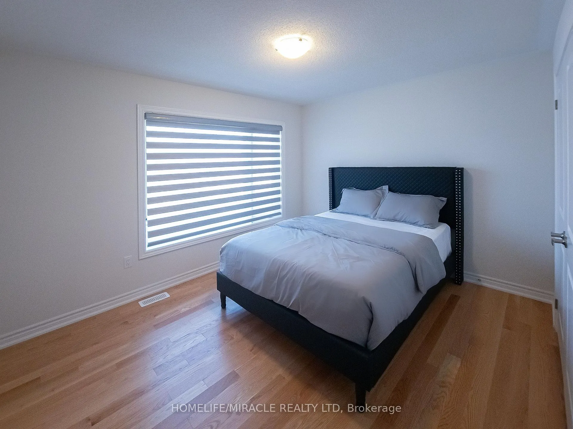 Photo 35 of 17 Ludlow Drive, Barrie, Rural Barrie Southeast — HOMEH