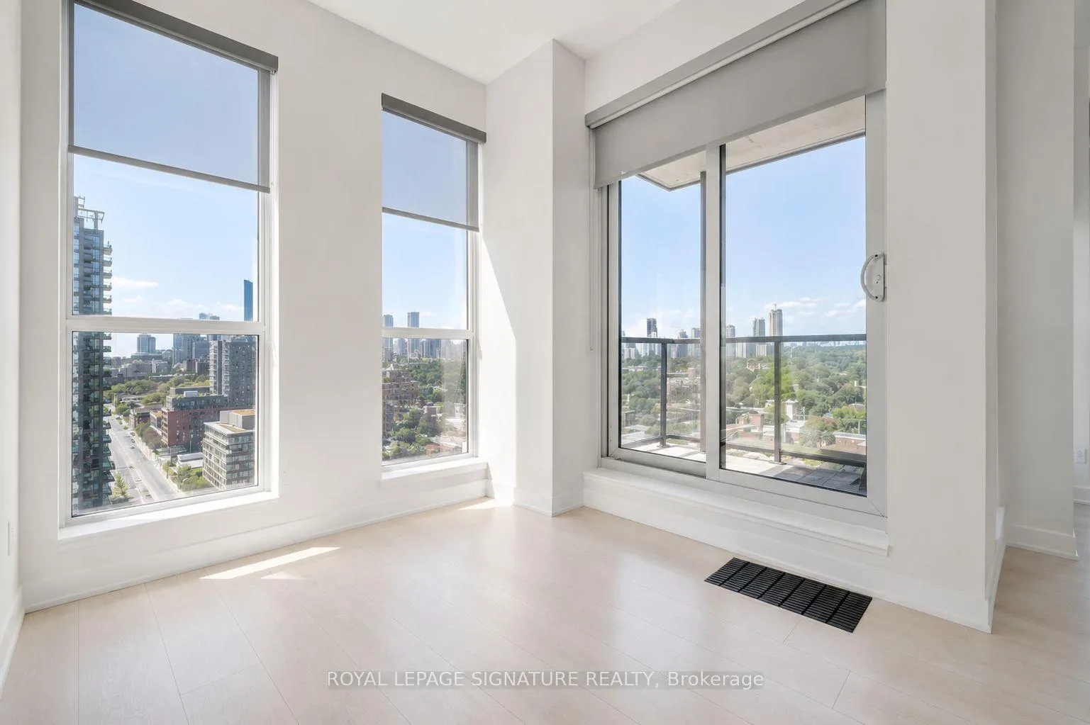 Photo 8 of Unit 1909, 170 Sumach Street, Toronto, Regent Park — HOMEH