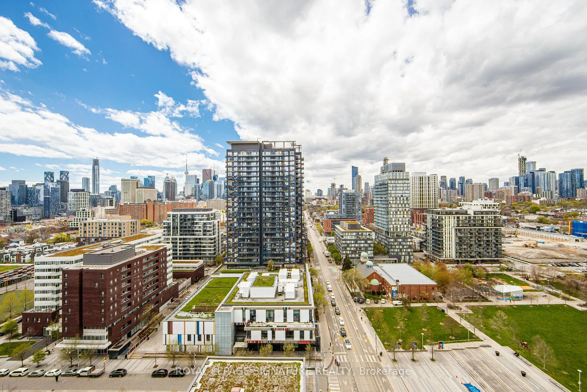 Photo 17 of Unit 1909, 170 Sumach Street, Toronto, Regent Park — HOMEH