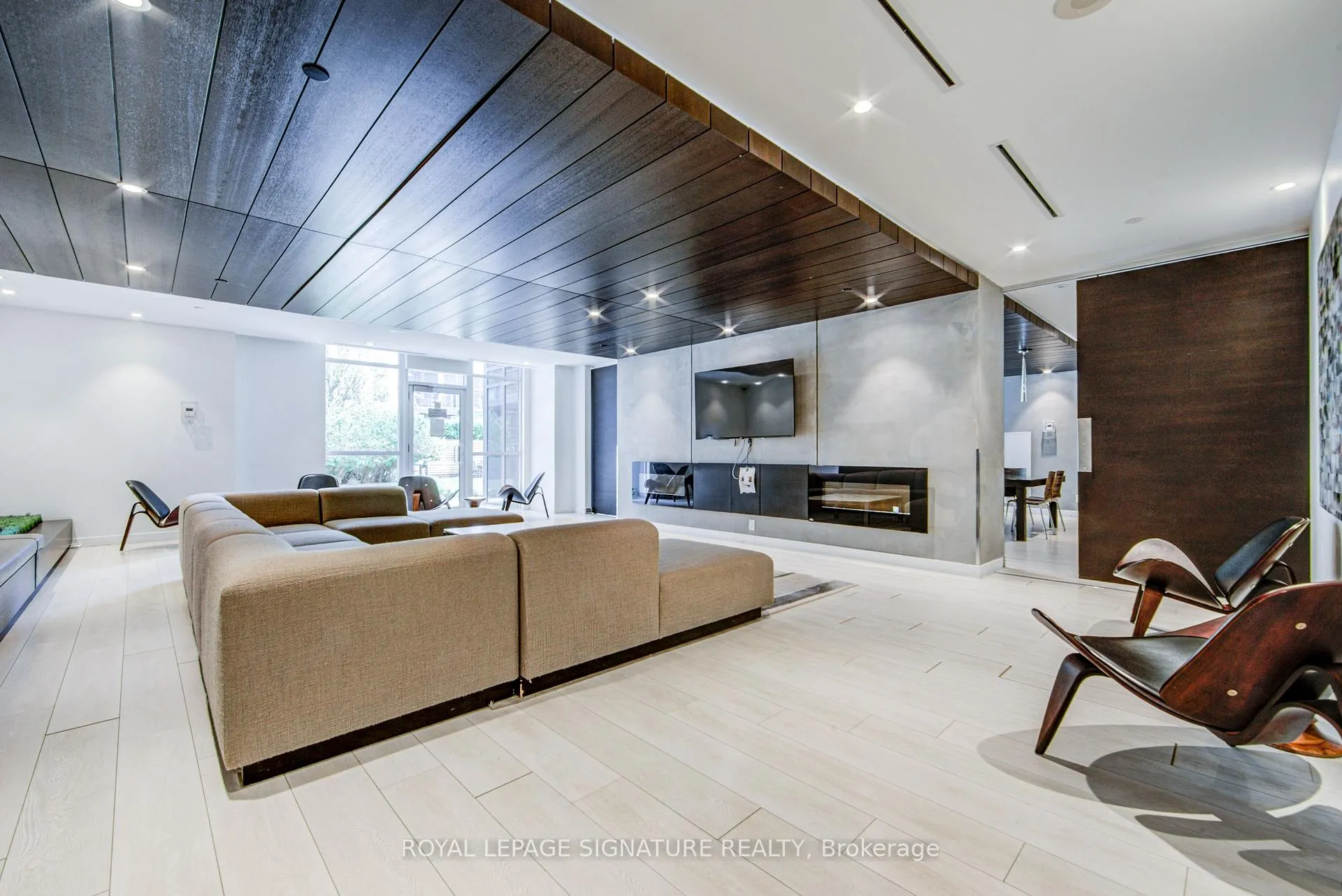 Photo 22 of Unit 1909, 170 Sumach Street, Toronto, Regent Park — HOMEH