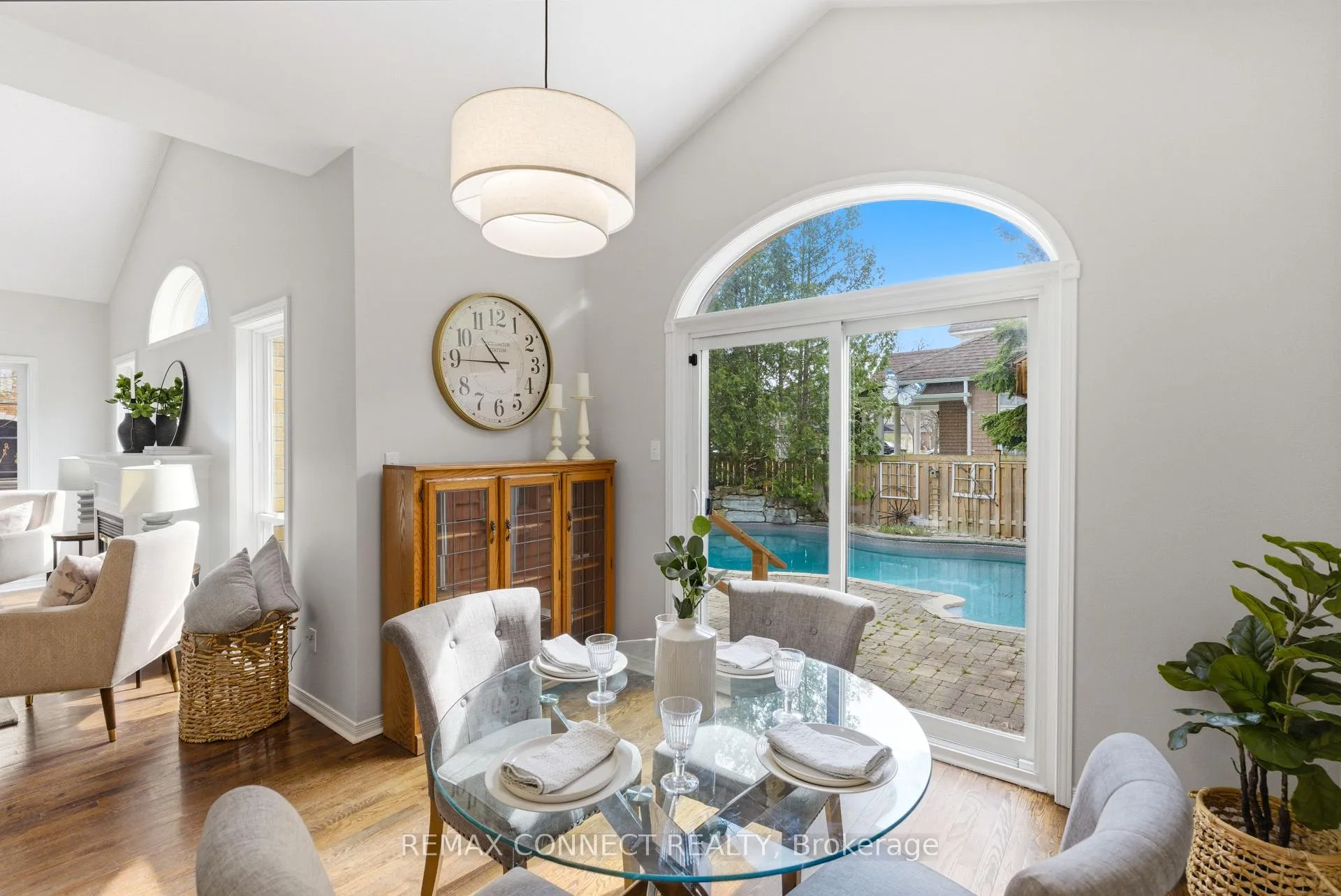 Photo 15 of 16 White Cedar Drive, Markham, Legacy — HOMEH