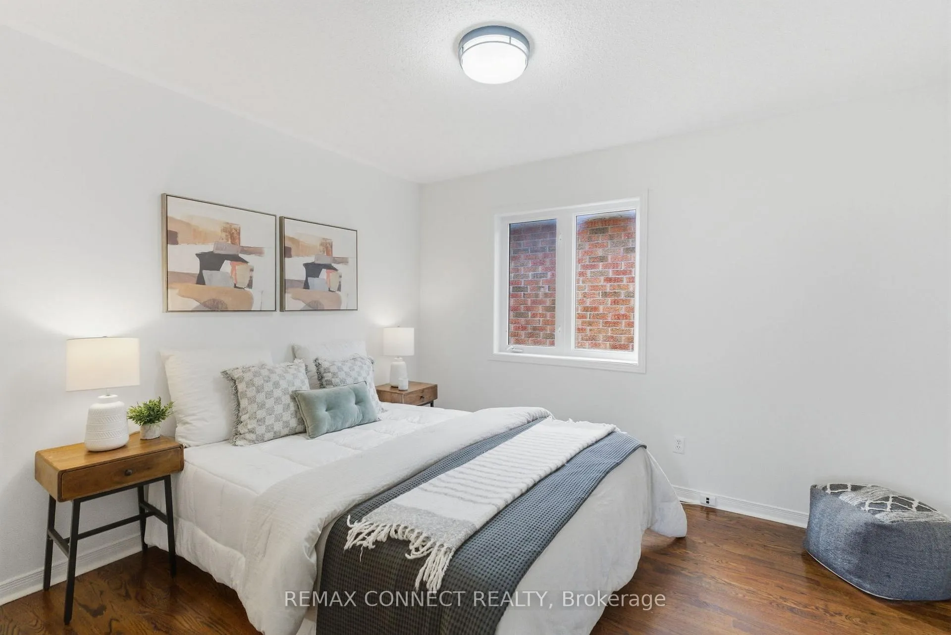 Photo 24 of 16 White Cedar Drive, Markham, Legacy — HOMEH