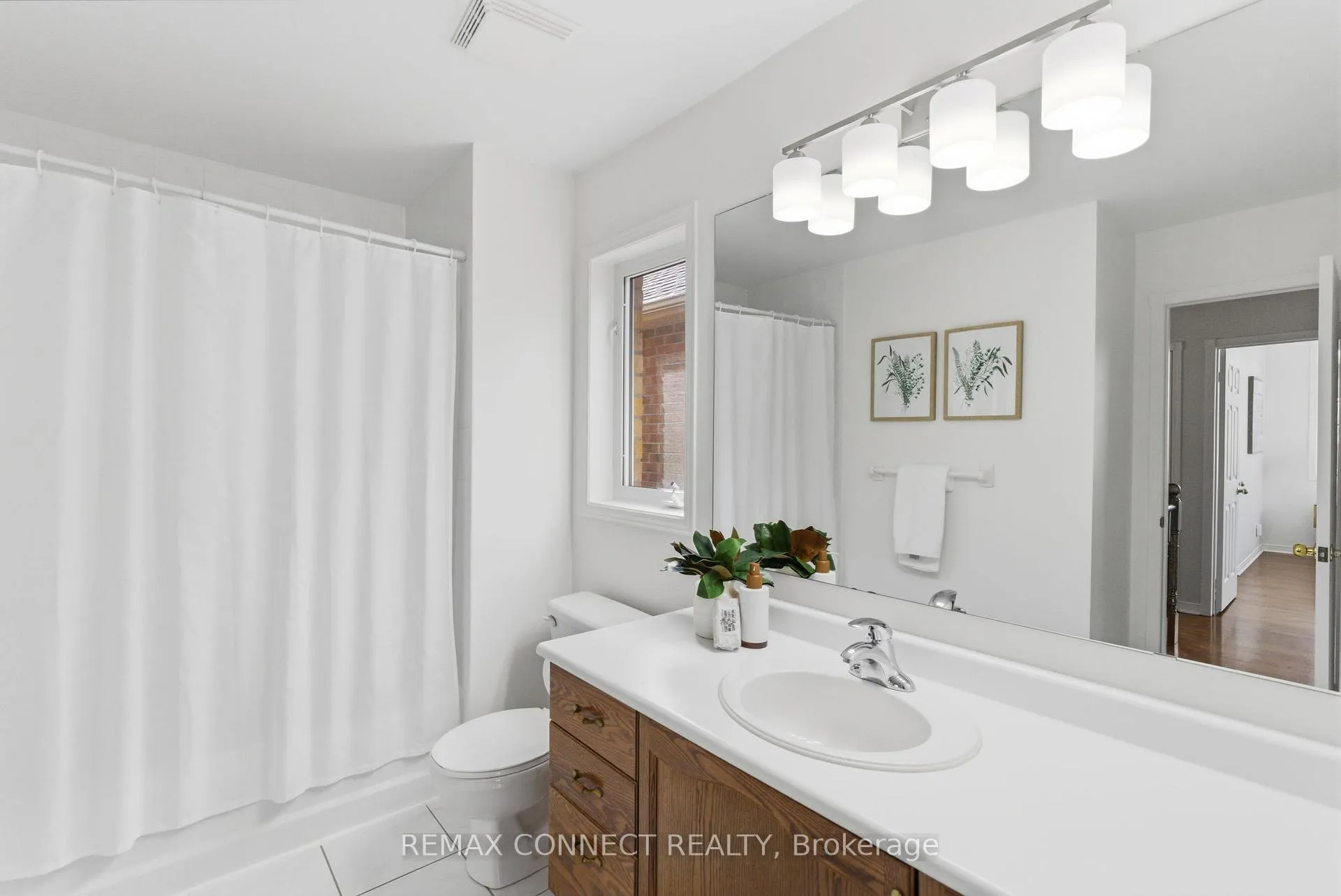 Photo 27 of 16 White Cedar Drive, Markham, Legacy — HOMEH