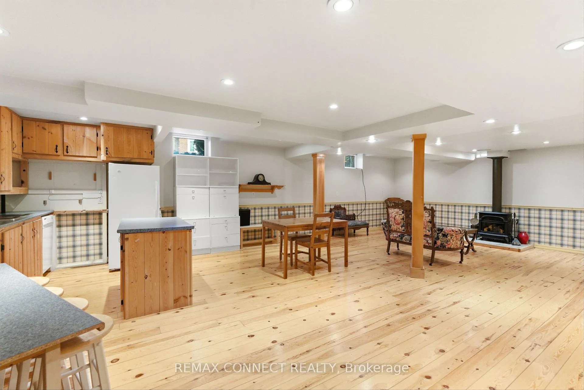 Photo 29 of 16 White Cedar Drive, Markham, Legacy — HOMEH