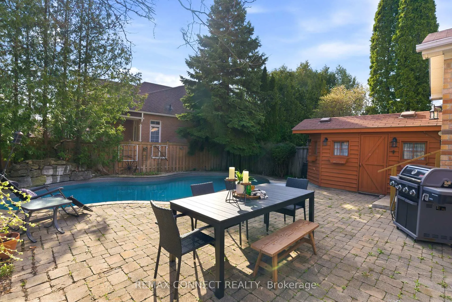 Photo 34 of 16 White Cedar Drive, Markham, Legacy — HOMEH