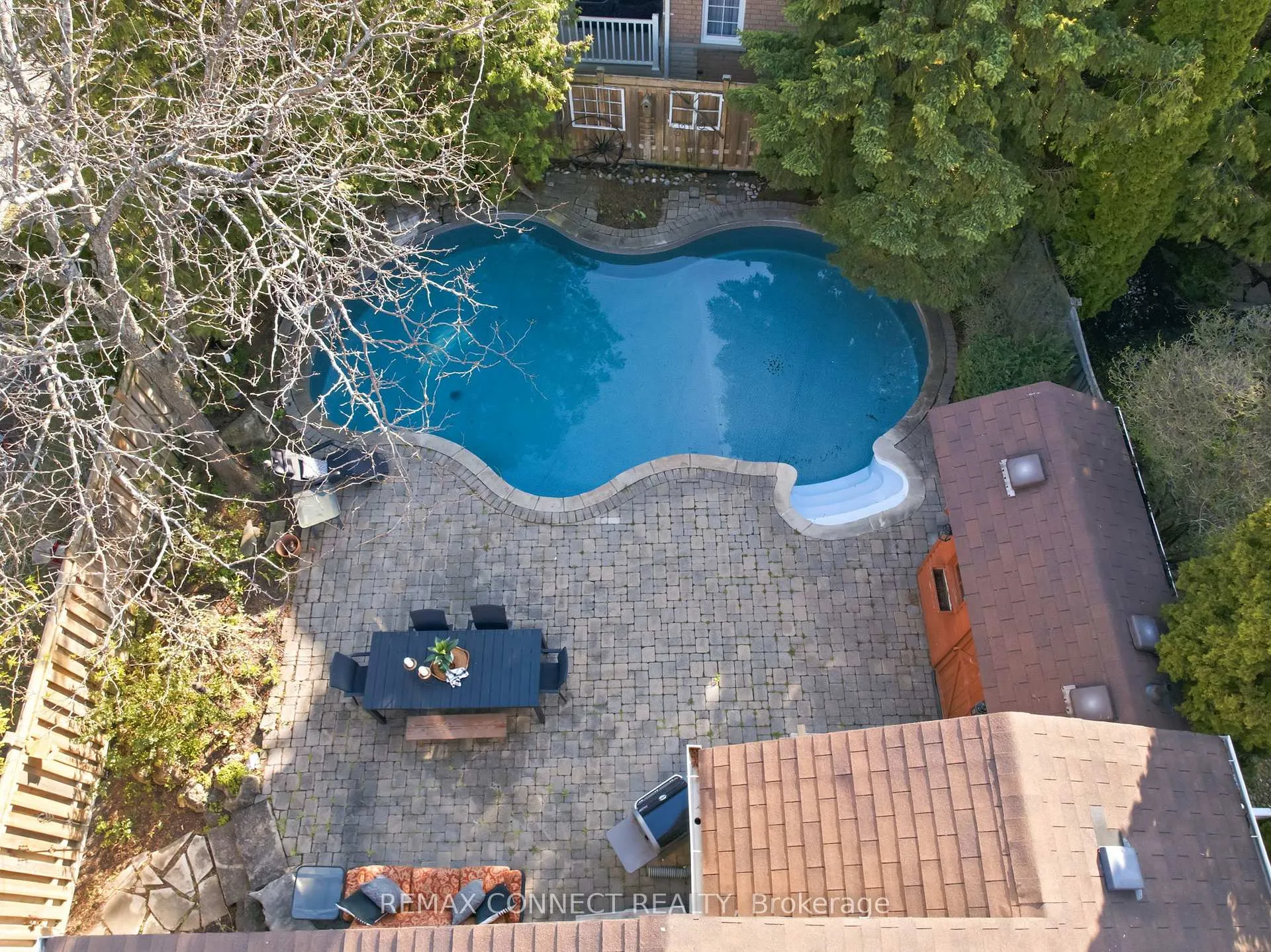Photo 44 of 16 White Cedar Drive, Markham, Legacy — HOMEH