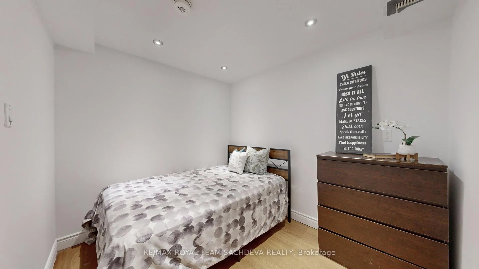 Photo 10 of Unit LOWER, 173 Dean Park Road, Scarborough, Rouge — HOMEH
