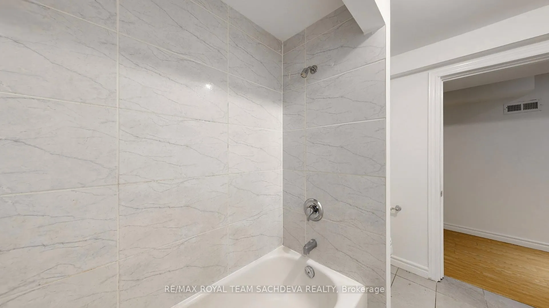 Photo 13 of Unit LOWER, 173 Dean Park Road, Scarborough, Rouge — HOMEH