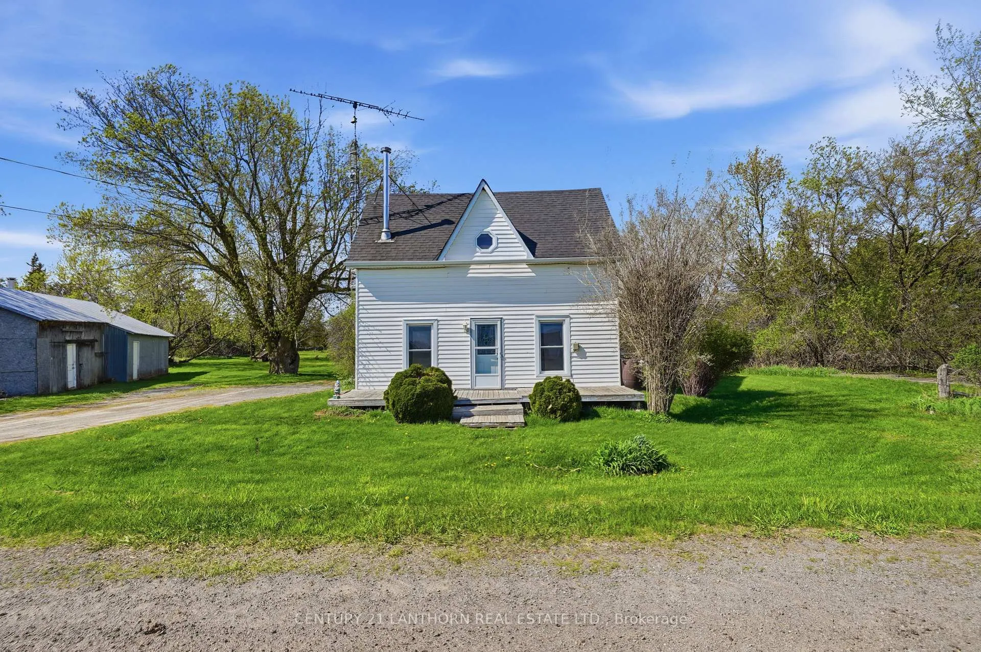 Photo 1 of 1229 County 7 Road, Prince Edward County, North Marysburg Ward — HOMEH