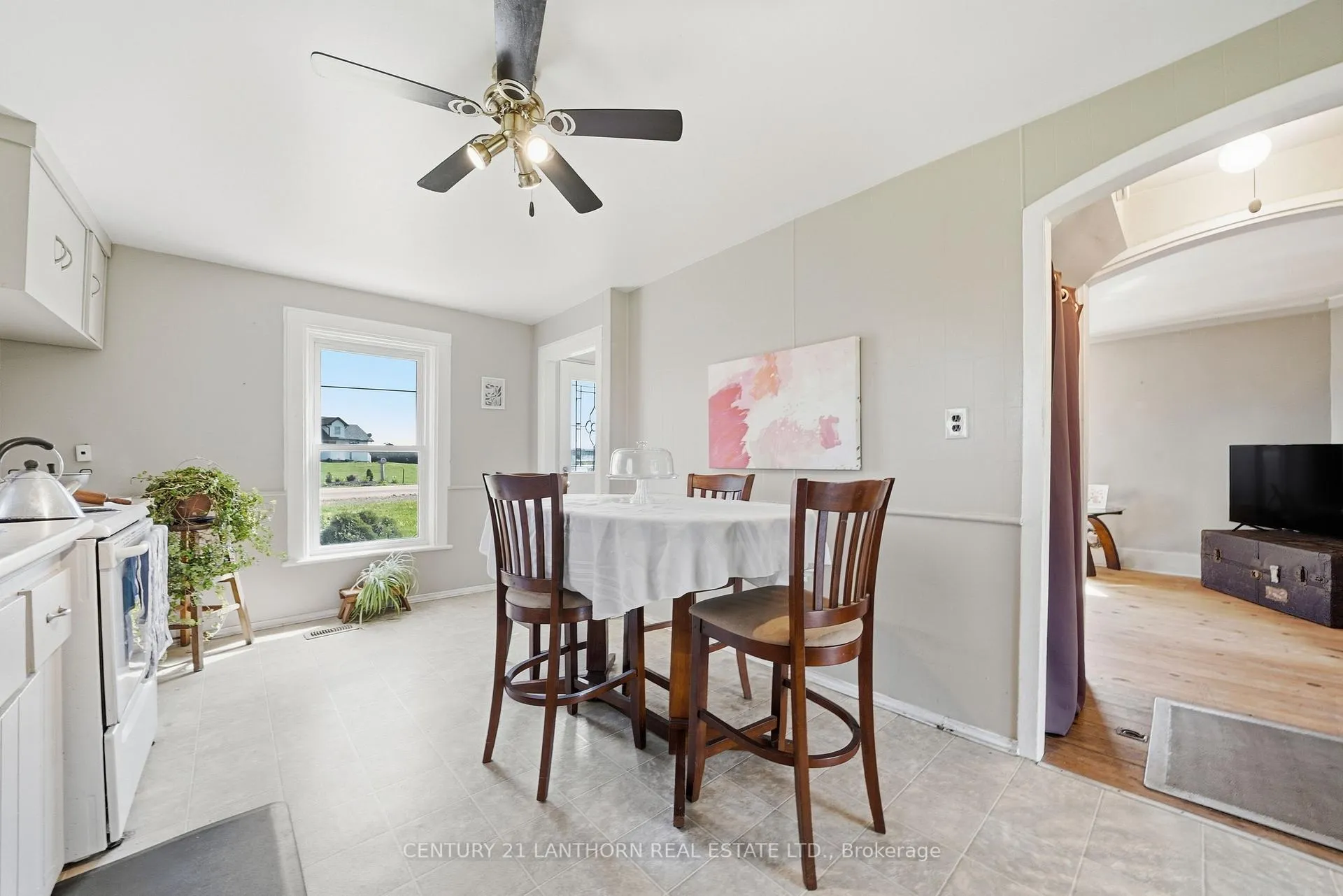 Photo 7 of 1229 County 7 Road, Prince Edward County, North Marysburg Ward — HOMEH