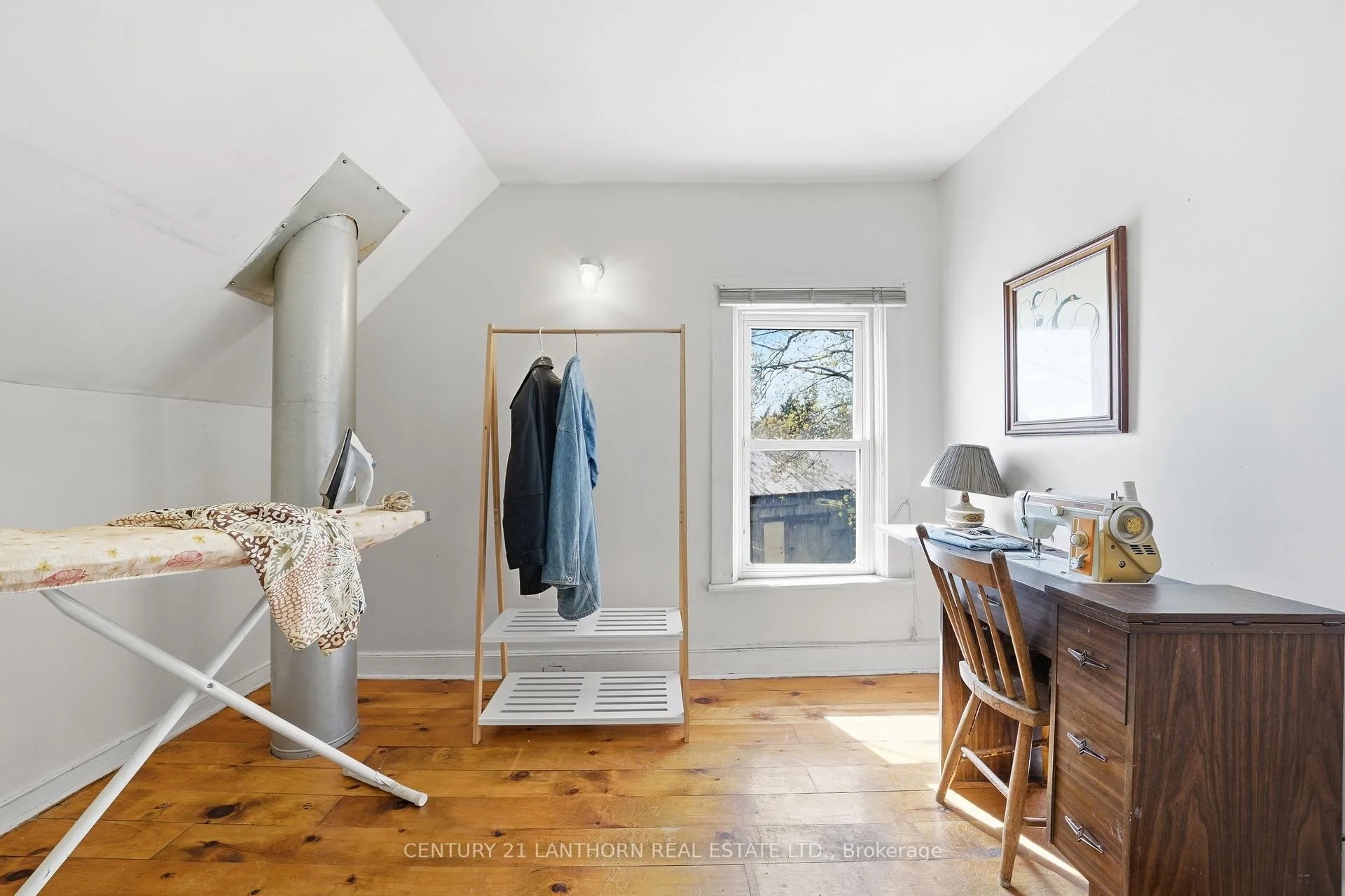 Photo 15 of 1229 County 7 Road, Prince Edward County, North Marysburg Ward — HOMEH