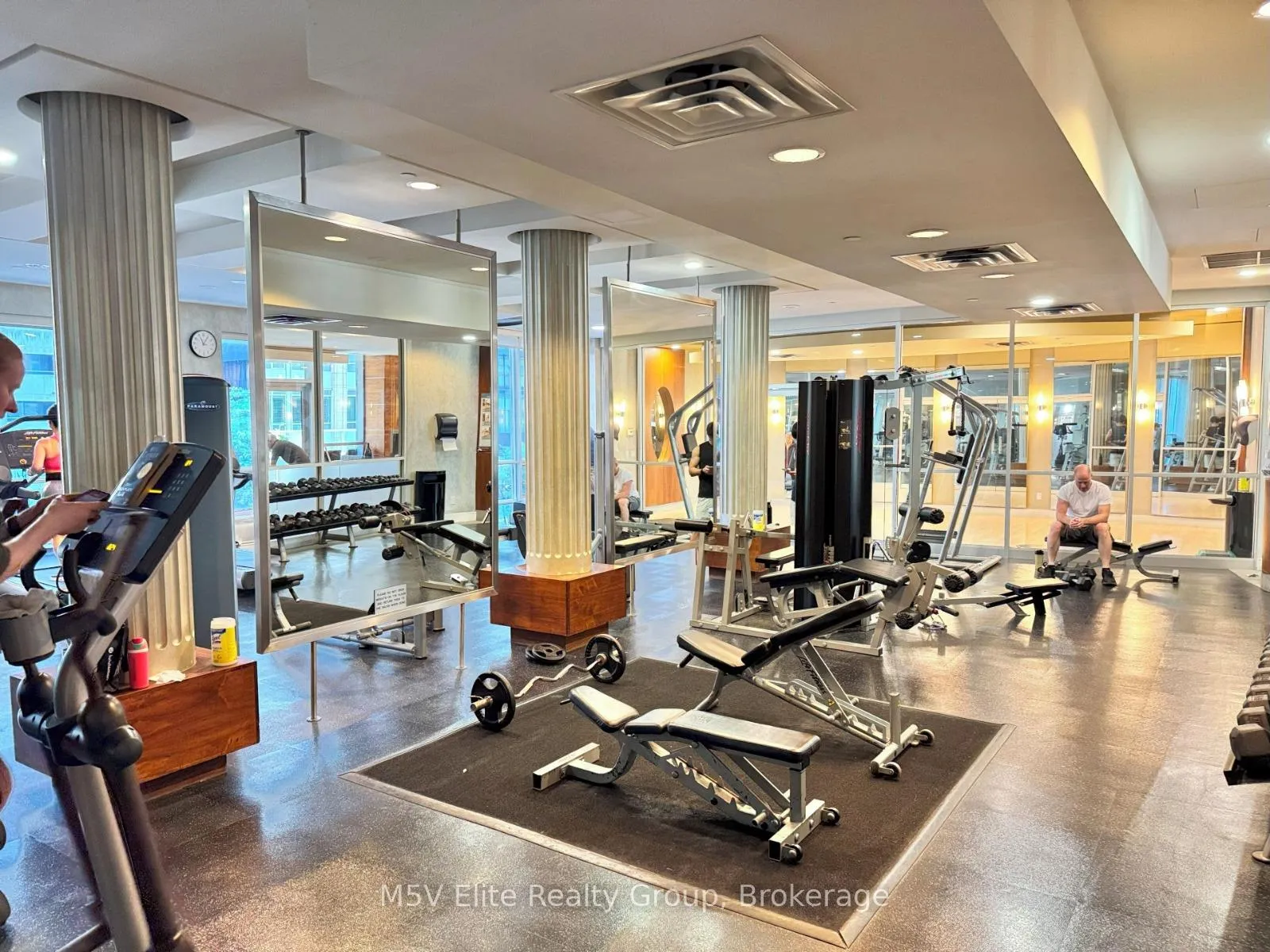 Photo 3 of Unit 511, 761 Bay Street, Toronto, Bay Street Corridor — HOMEH