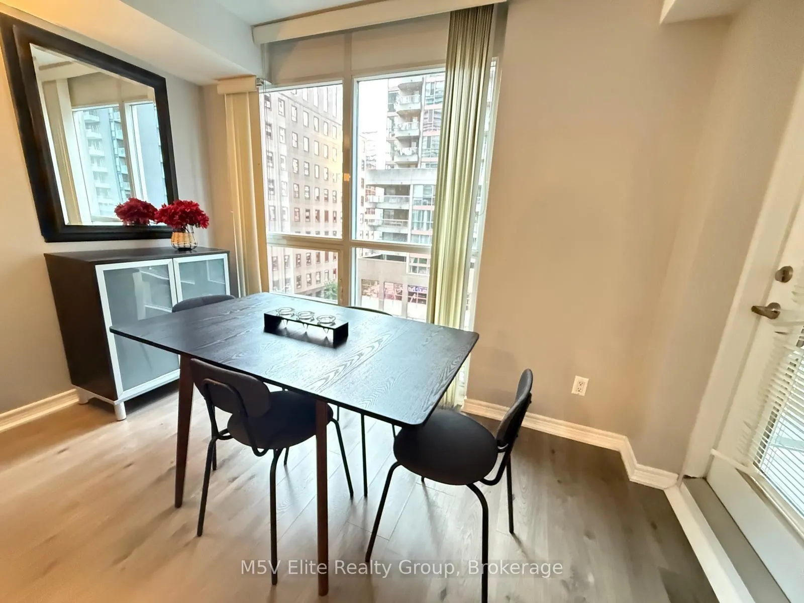 Photo 12 of Unit 511, 761 Bay Street, Toronto, Bay Street Corridor — HOMEH