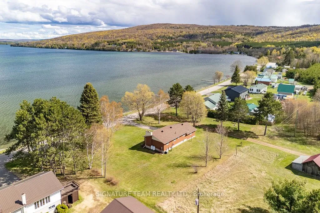 Photo 10 of 1039 Lake Clear Road, Bonnechere Valley, Eganville/Bonnechere Twp — HOMEH