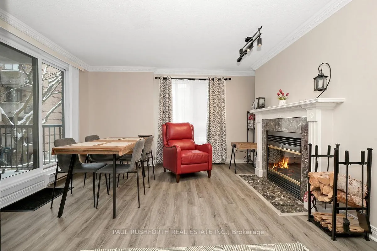 Photo 10 of Unit 202, 939 North River Road, Ottawa, Overbrook — HOMEH
