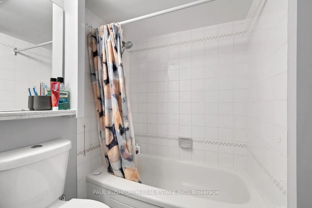 Photo 24 of Unit 202, 939 North River Road, Ottawa, Overbrook — HOMEH