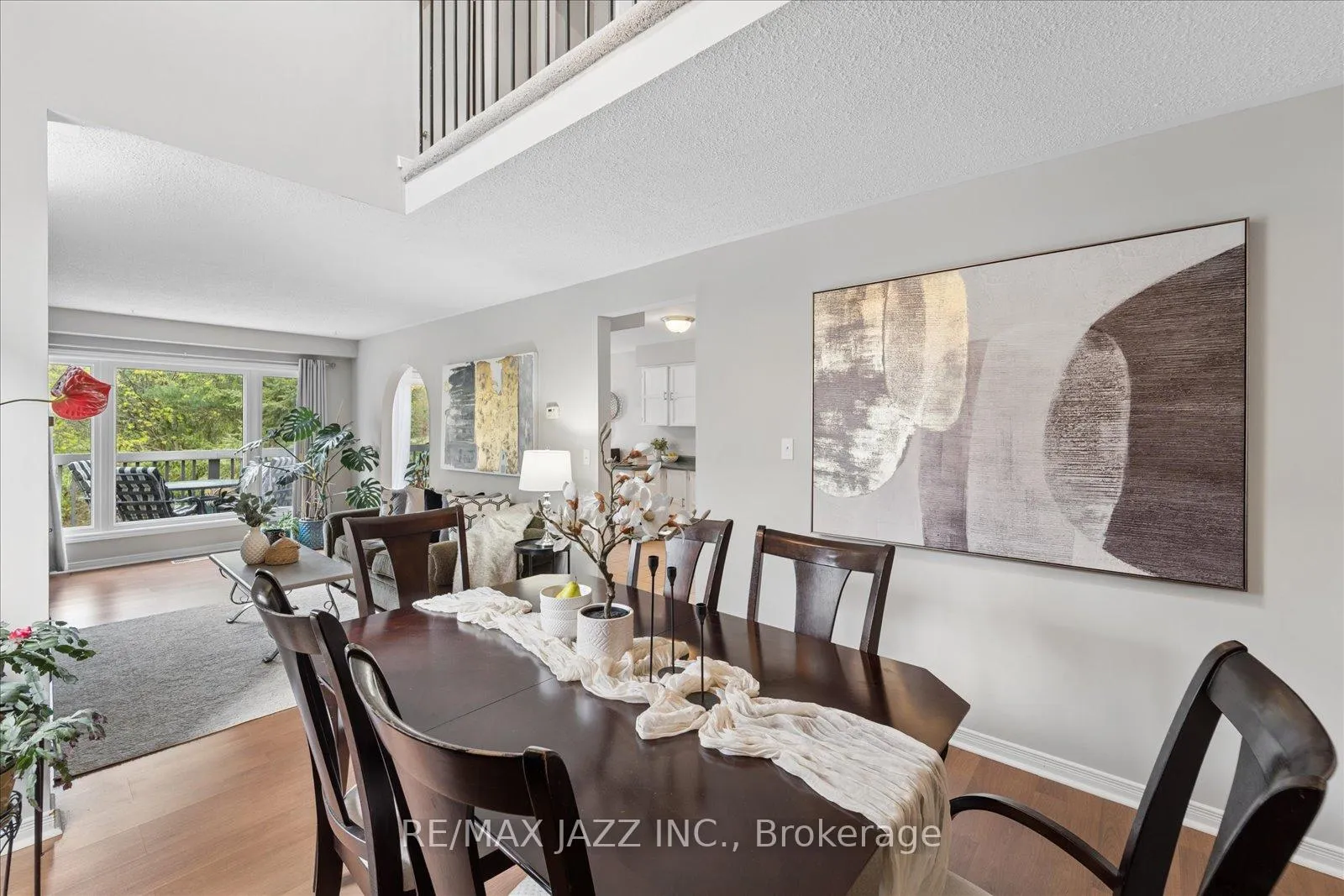 Photo 5 of 1360 Sunnybrae Crescent, Oshawa, Donevan — HOMEH