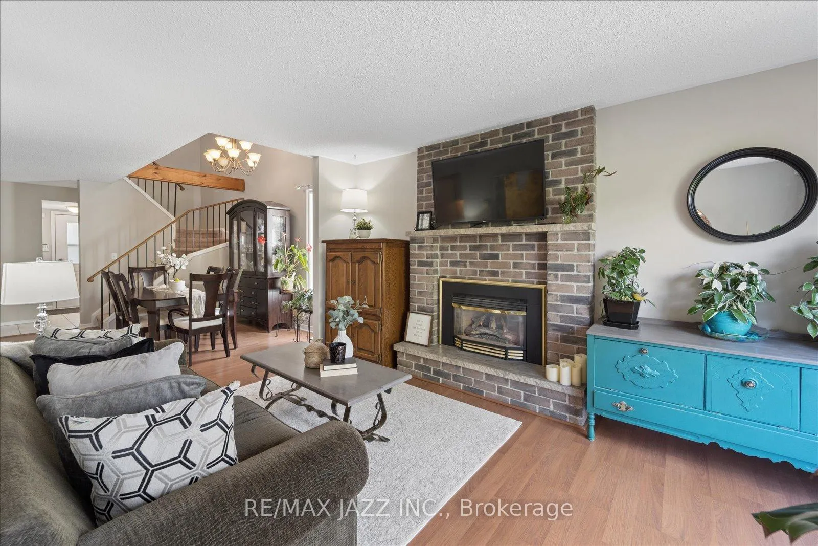 Photo 8 of 1360 Sunnybrae Crescent, Oshawa, Donevan — HOMEH