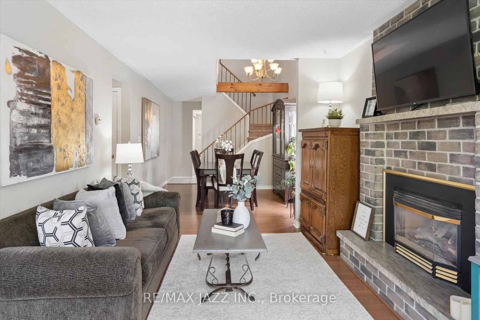 Photo 10 of 1360 Sunnybrae Crescent, Oshawa, Donevan — HOMEH