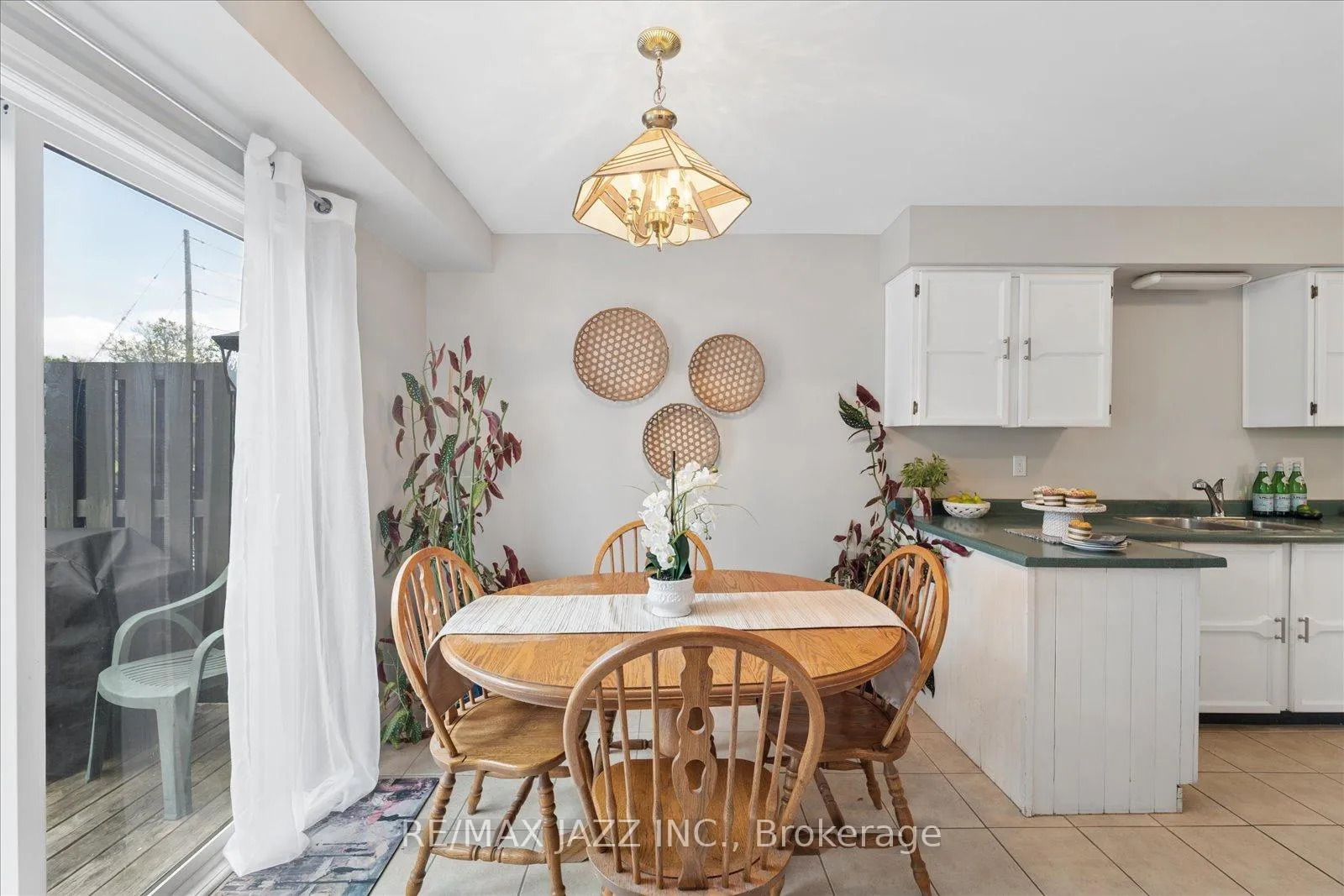 Photo 15 of 1360 Sunnybrae Crescent, Oshawa, Donevan — HOMEH