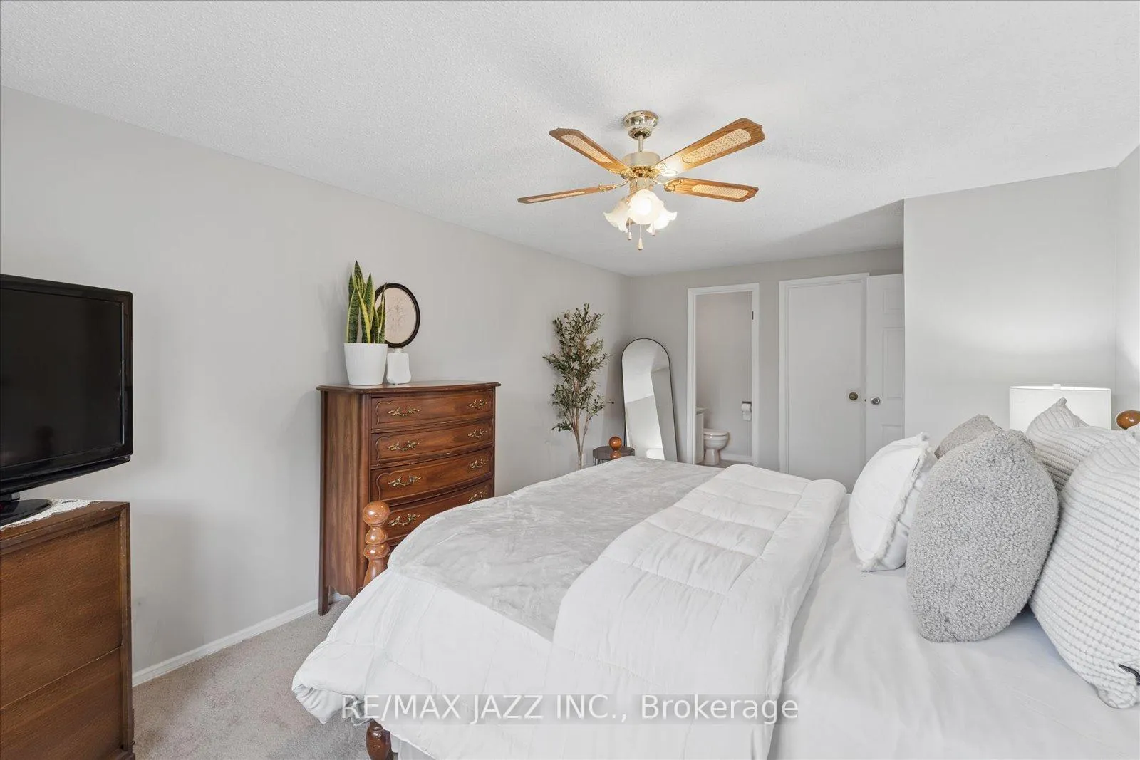 Photo 19 of 1360 Sunnybrae Crescent, Oshawa, Donevan — HOMEH