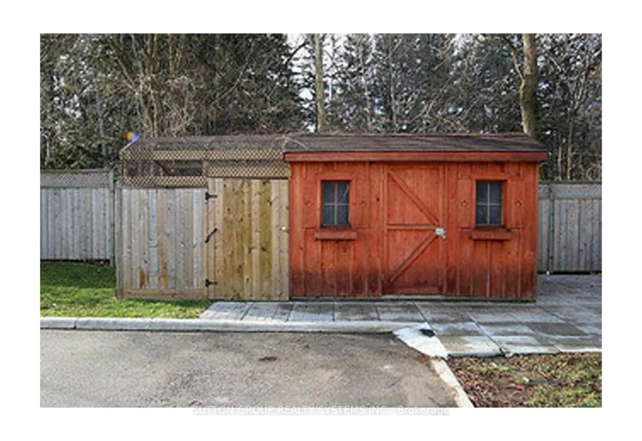 Photo 13 of 360 Erb Street W, Waterloo, Maple Hills — HOMEH
