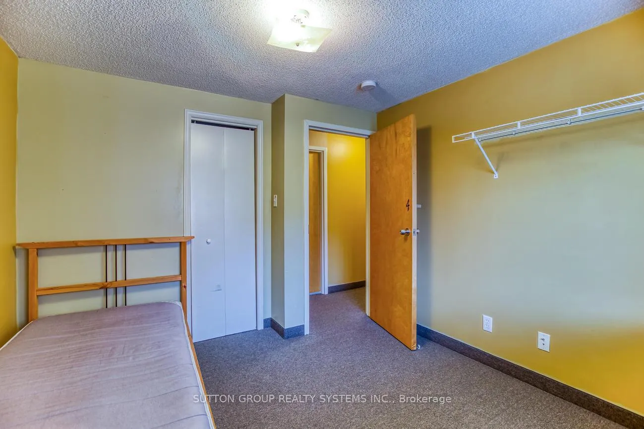 Photo 20 of 360 Erb Street W, Waterloo, Maple Hills — HOMEH