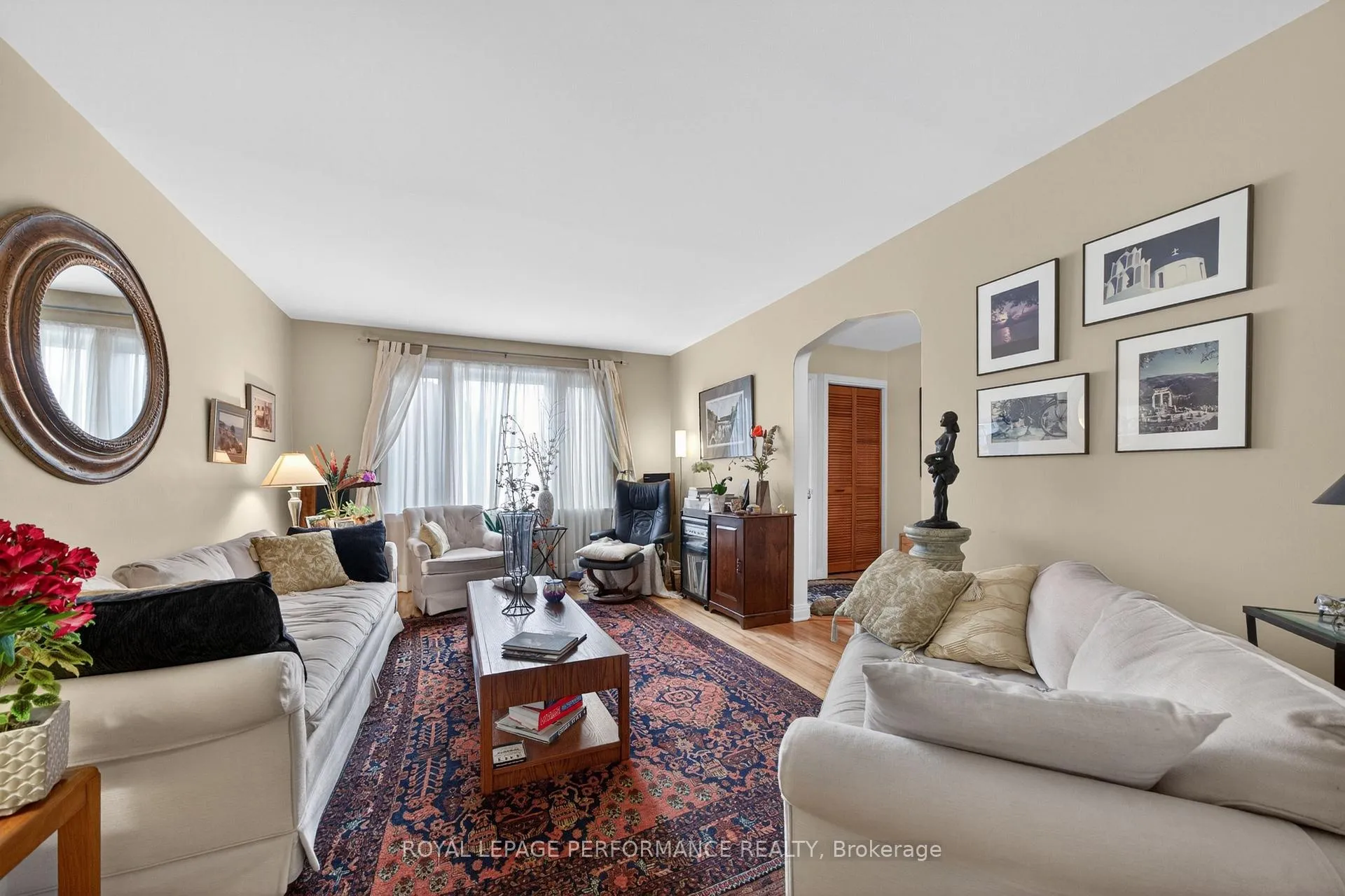 Photo 10 of 176 Compton Avenue, Ottawa, Woodroffe — HOMEH