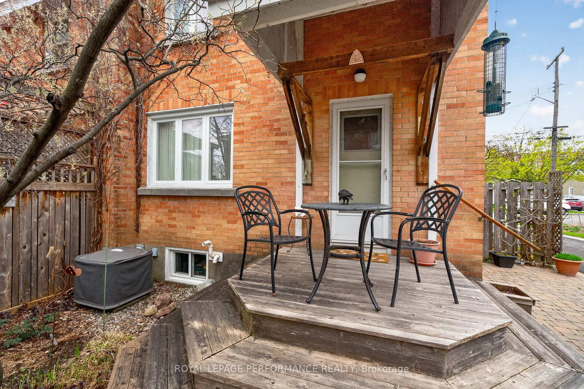 Photo 19 of 176 Compton Avenue, Ottawa, Woodroffe — HOMEH