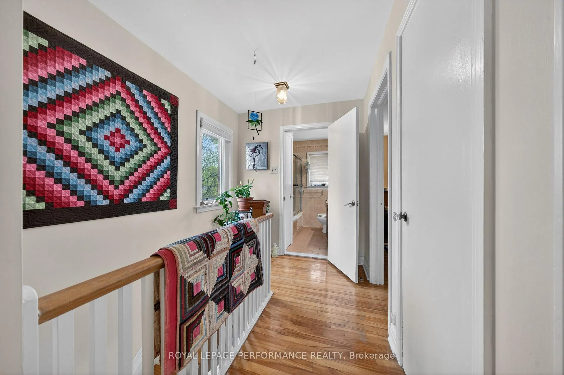 Photo 24 of 176 Compton Avenue, Ottawa, Woodroffe — HOMEH