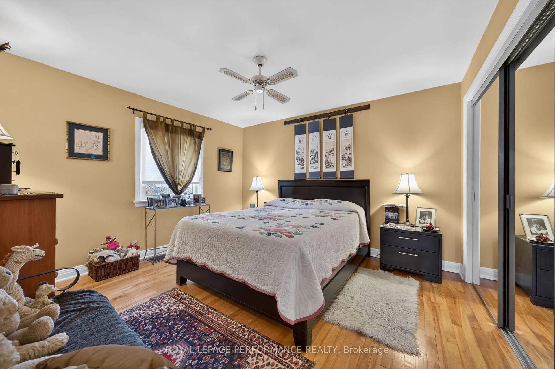 Photo 25 of 176 Compton Avenue, Ottawa, Woodroffe — HOMEH